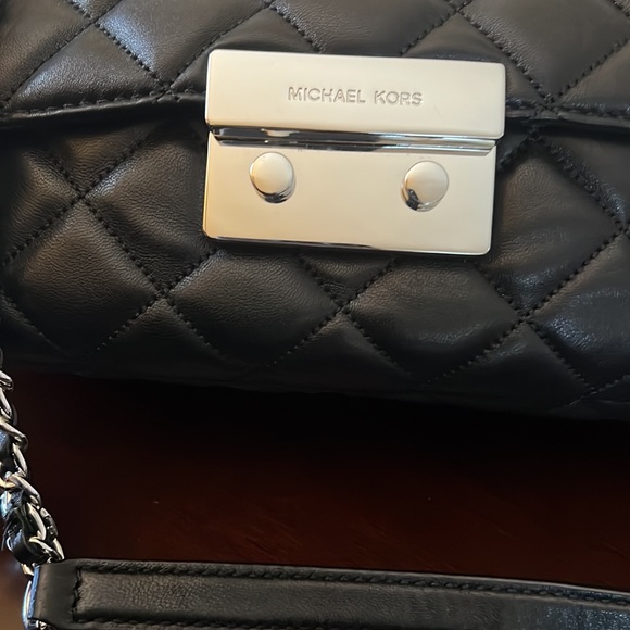 MK - Picture 2 of 15